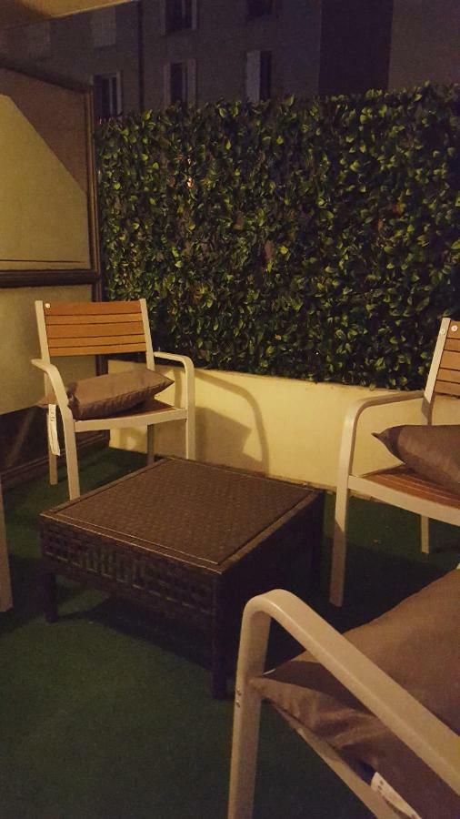 Appartement Spacieux Avec Terrasse Pres De Paris Et Du Stade De France Saint-Denis  Exterior foto