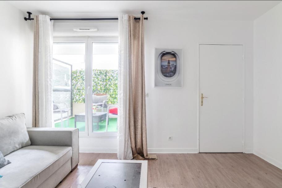 Appartement Spacieux Avec Terrasse Pres De Paris Et Du Stade De France Saint-Denis  Exterior foto